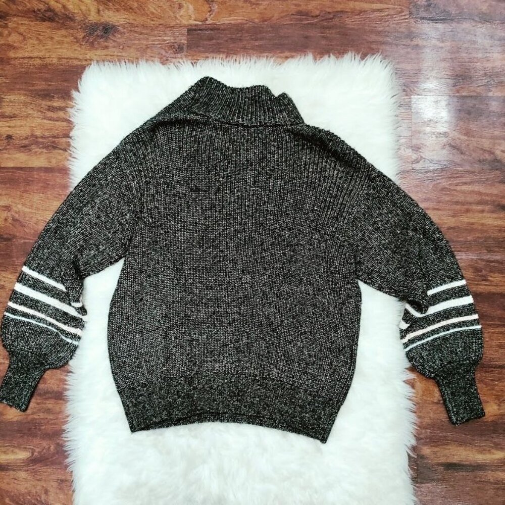 Hatley Collared V-Neck Womens Size M/M Striped Knit Pullover Sweater Gray White - Picture 3 of 11